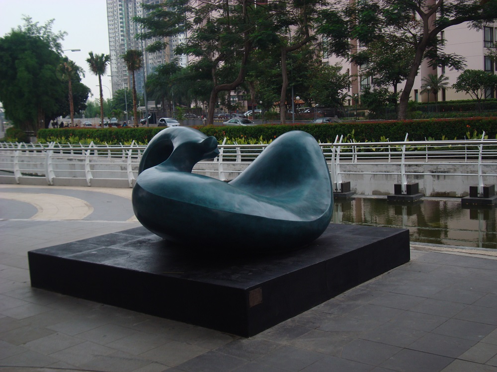 Syahrizal Koto - Kelelahan - 1991-2008 - Bronze - 100 x 176 x 180 cm